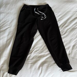 Figs Women’s Black Jogger Pants with Drawstring